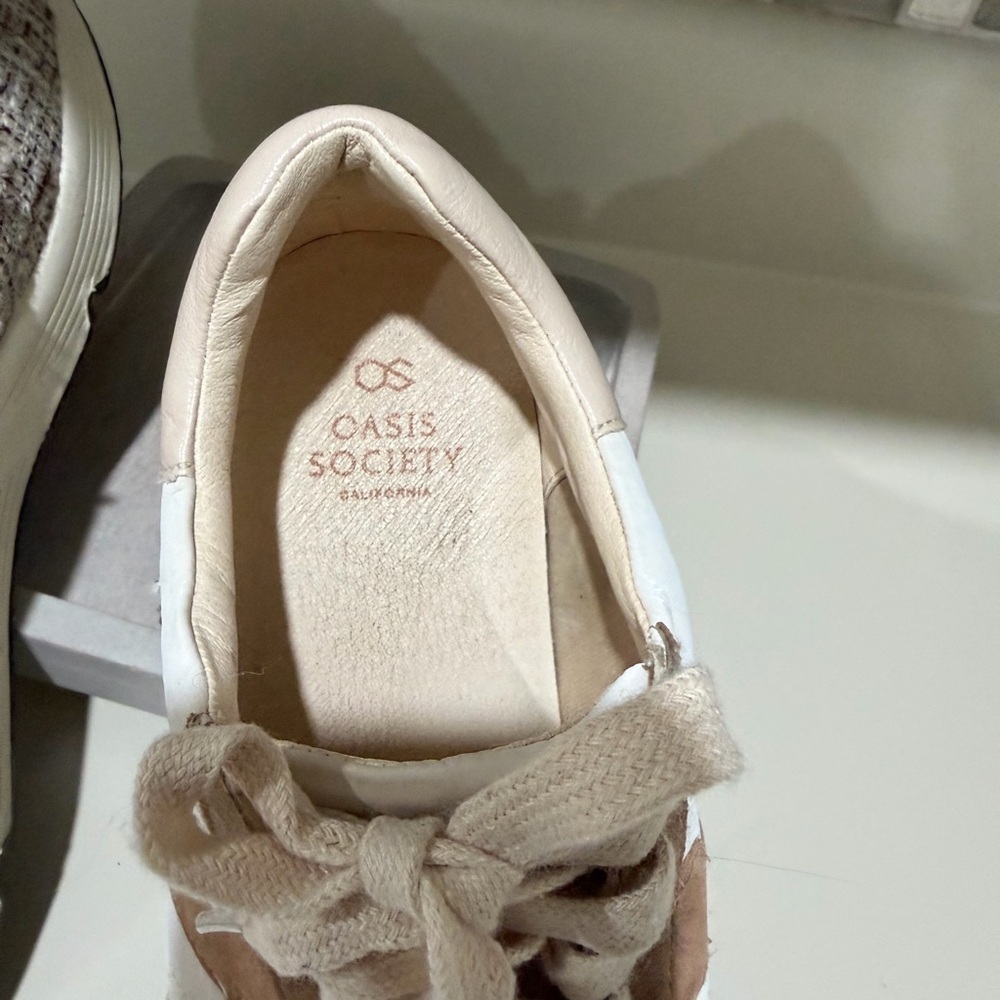 Oasis Society Size9 Women's Sneakers - Picture 8 of 8